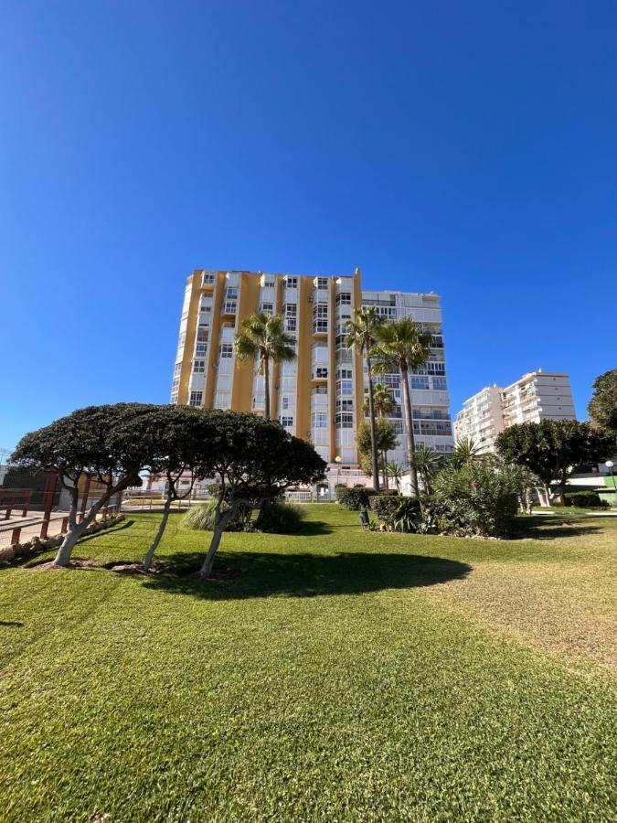 Studio On The Beach Front Malaga Exterior photo